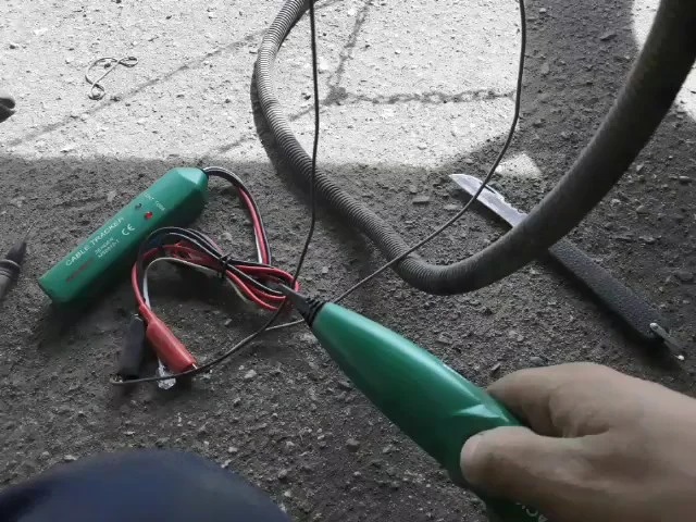Ищем место обрыва провода в автомобиле при помощи кабель трекера